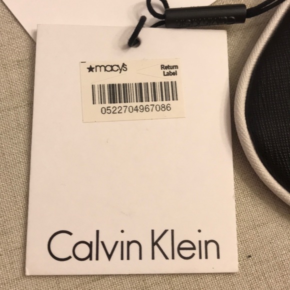 Calvin Klein Wristlet - Picture 3 of 8